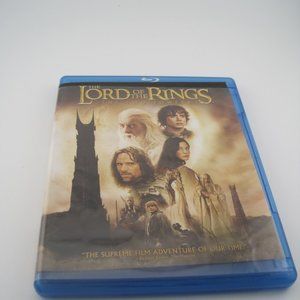 The Lord of the Rings: The Two Towers (Blu-Ray & DVDs) (widescreen) (179 Mins)